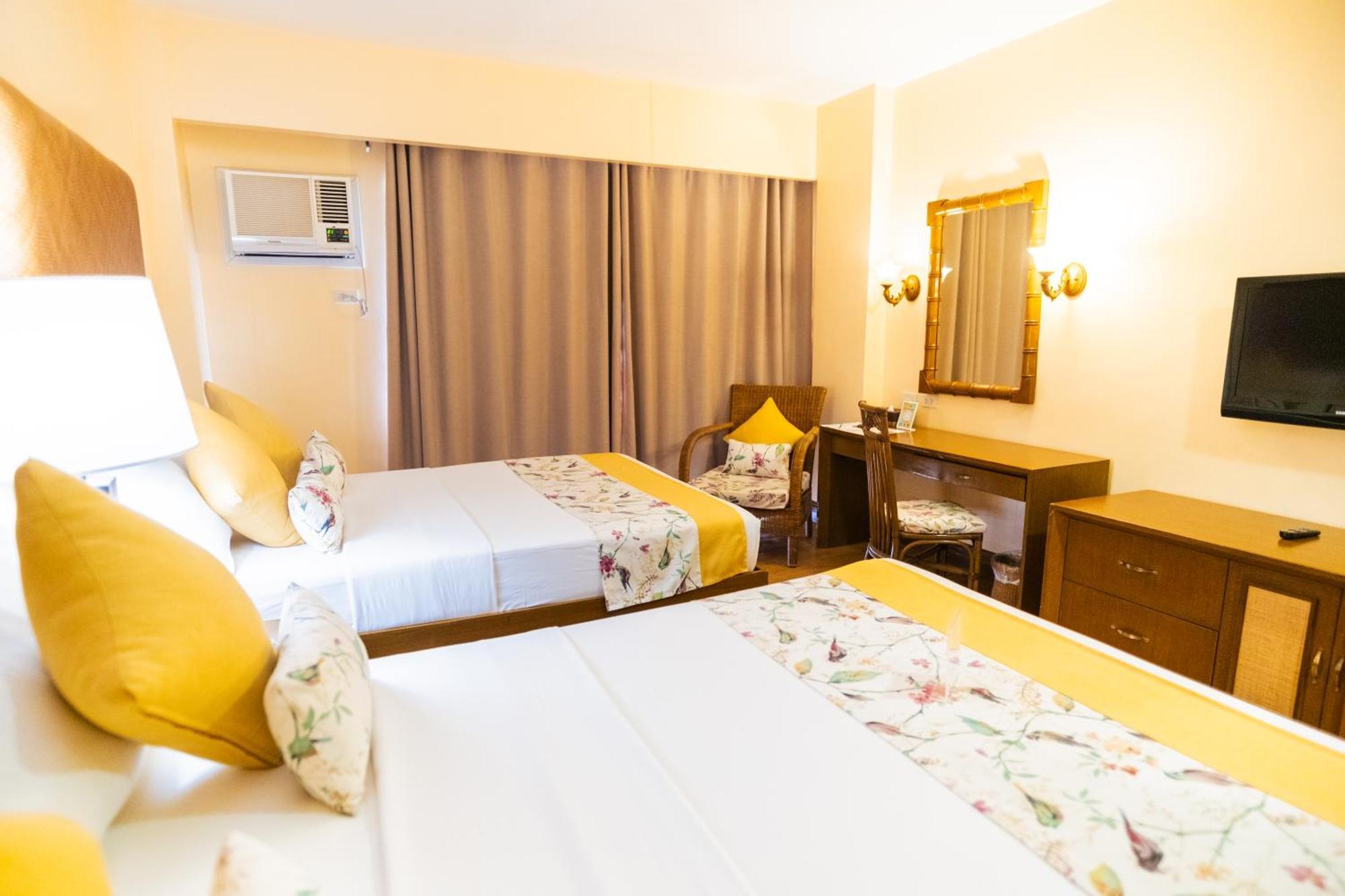 โบราไกย์ ทรอปิค รีสอร์ต Hotel Manoc-Manoc ภายนอก รูปภาพ