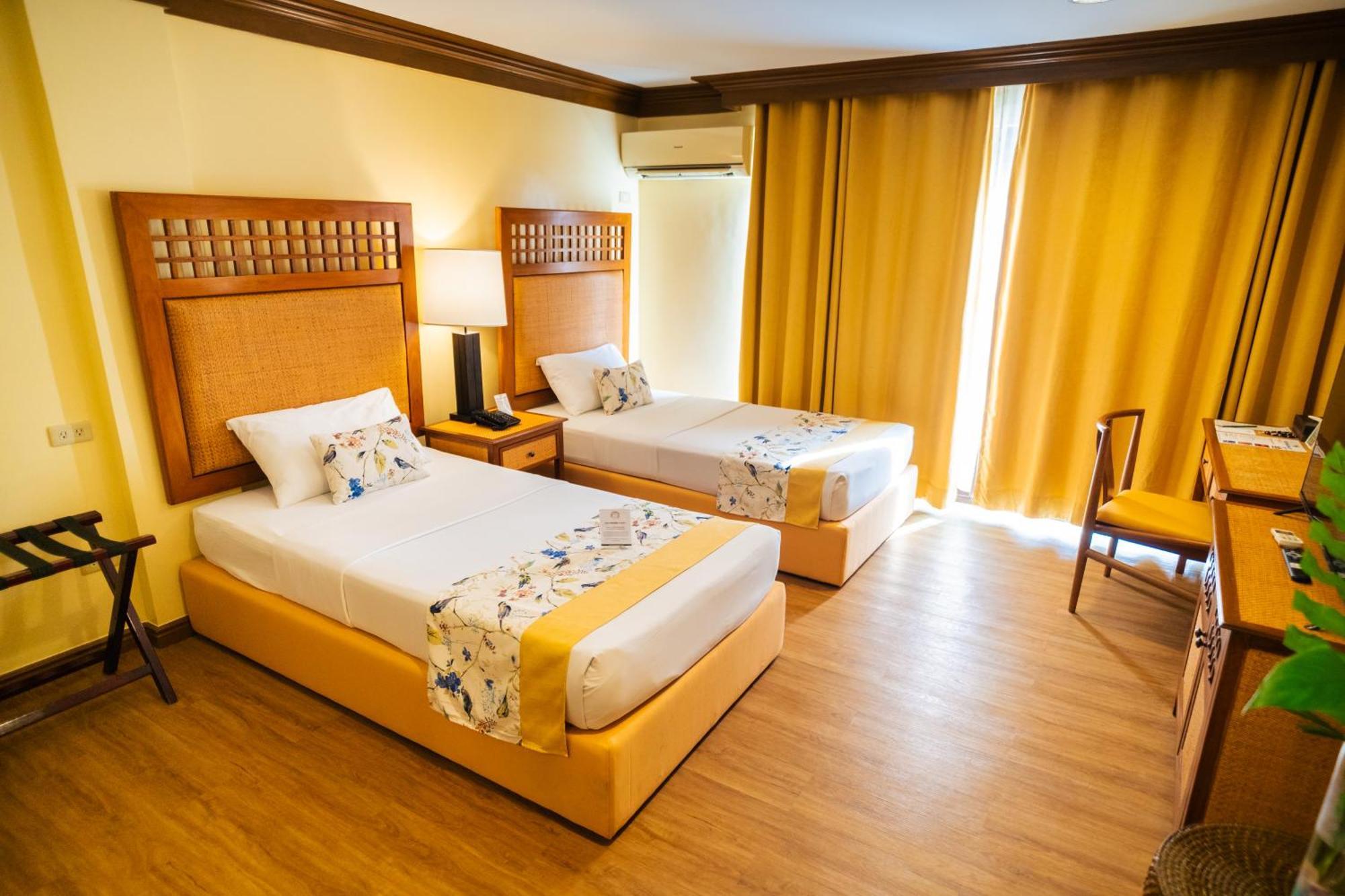 โบราไกย์ ทรอปิค รีสอร์ต Hotel Manoc-Manoc ภายนอก รูปภาพ