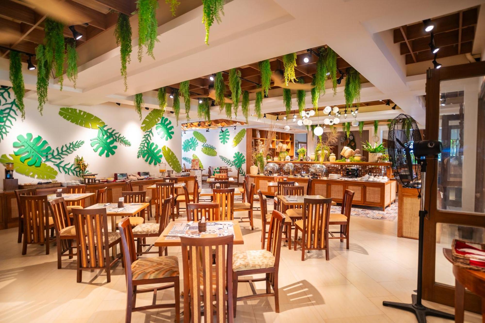 โบราไกย์ ทรอปิค รีสอร์ต Hotel Manoc-Manoc ภายนอก รูปภาพ