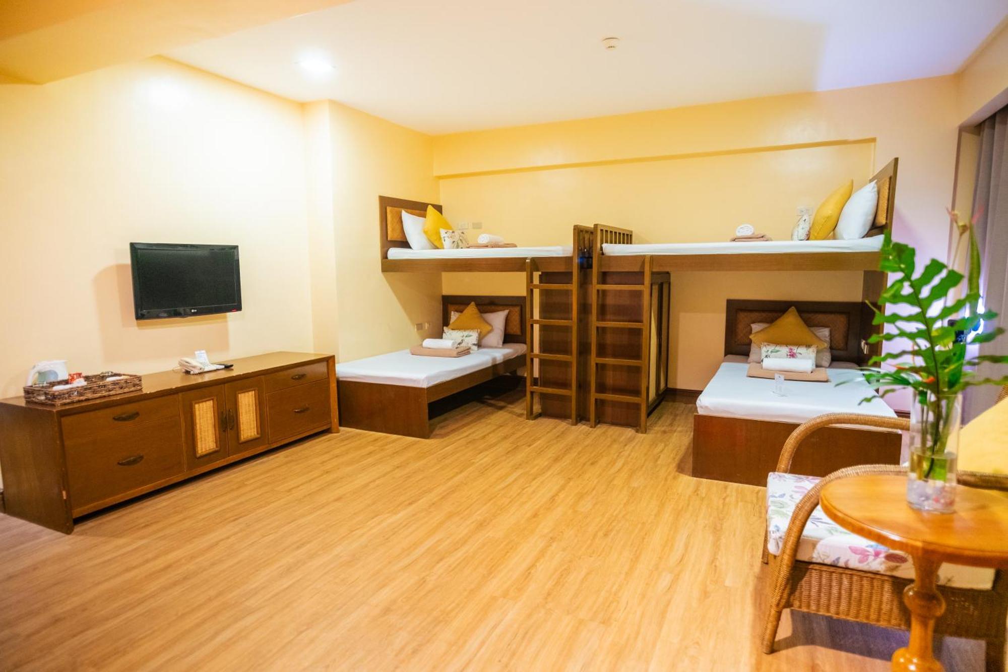 โบราไกย์ ทรอปิค รีสอร์ต Hotel Manoc-Manoc ภายนอก รูปภาพ