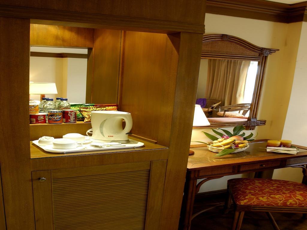 โบราไกย์ ทรอปิค รีสอร์ต Hotel Manoc-Manoc ภายนอก รูปภาพ